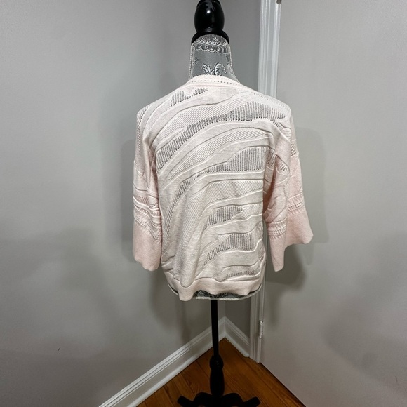 Cabi Women’s Baby pink boxy wide Oversized Flowy sleeves tunic sweater. Med. - Picture 12 of 13